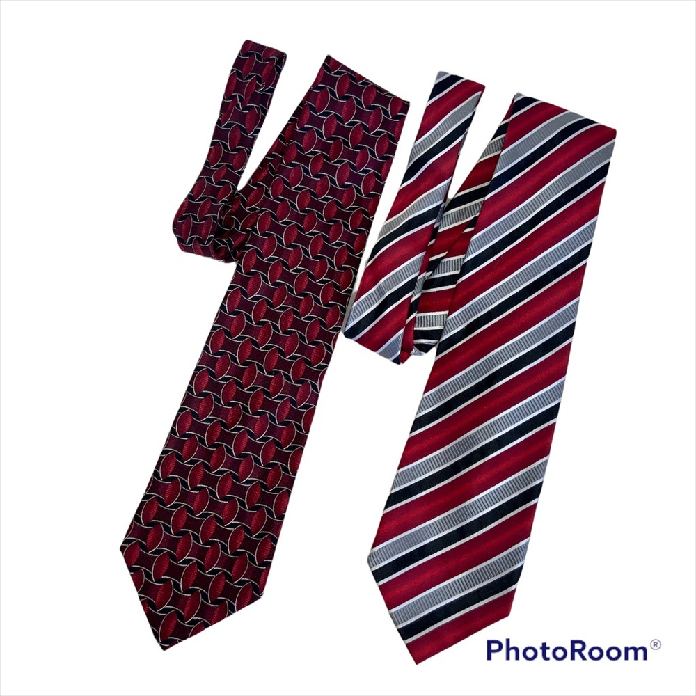 LOT OF 2 ITALIAN SILK TIES EUC